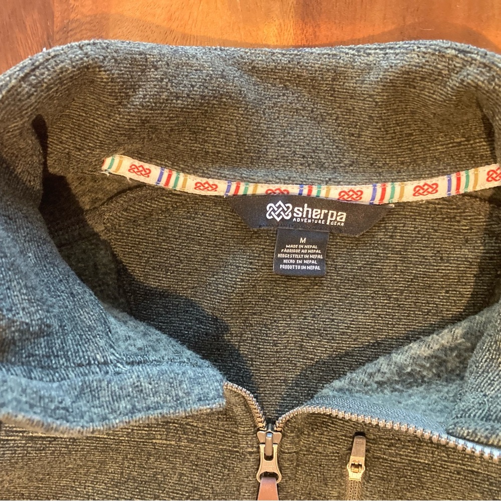 Mens Sherpa Half Zip Sweater (M) - Picture 2 of 2